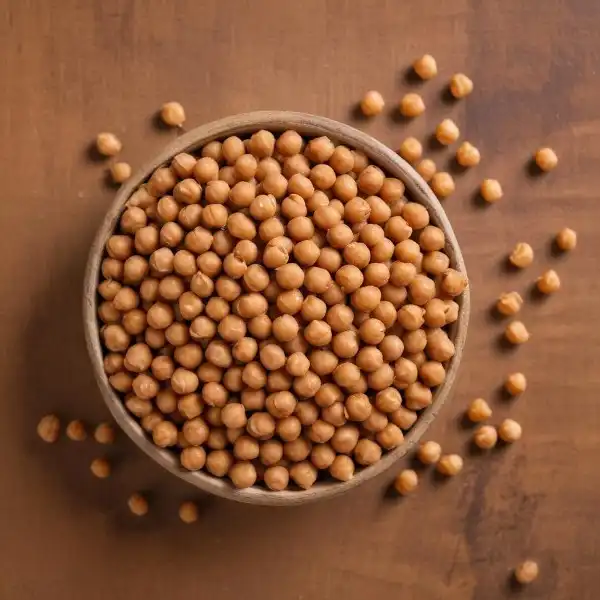 freepik__raw-brown-chickpeas__36064_600x600.webp